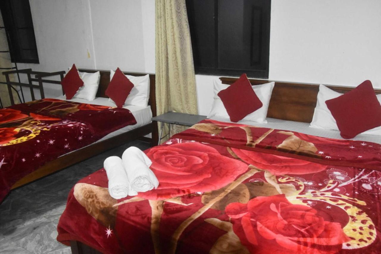 Unique View Nuwaraeliya Hotel Nuwara Eliya Esterno foto