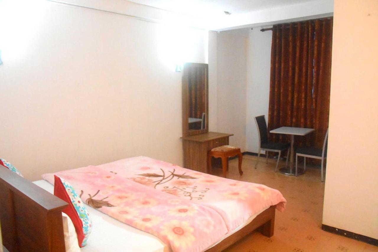 Unique View Nuwaraeliya Hotel Nuwara Eliya Esterno foto