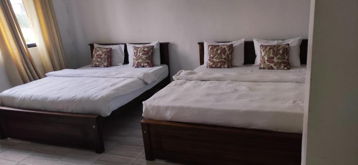 Unique View Nuwaraeliya Hotel Nuwara Eliya Esterno foto